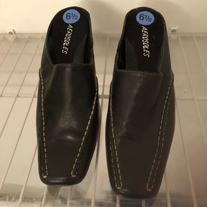 Aerosols Black Mules. Size 6.5